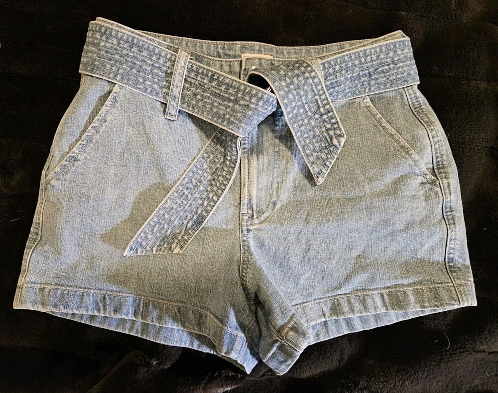 J. Crew Shorts Tie-waist, Womens Size 2, Light Blue Denim Cute Belted Summer Fun